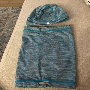 Roadrunner Sports hat and neck warmer set